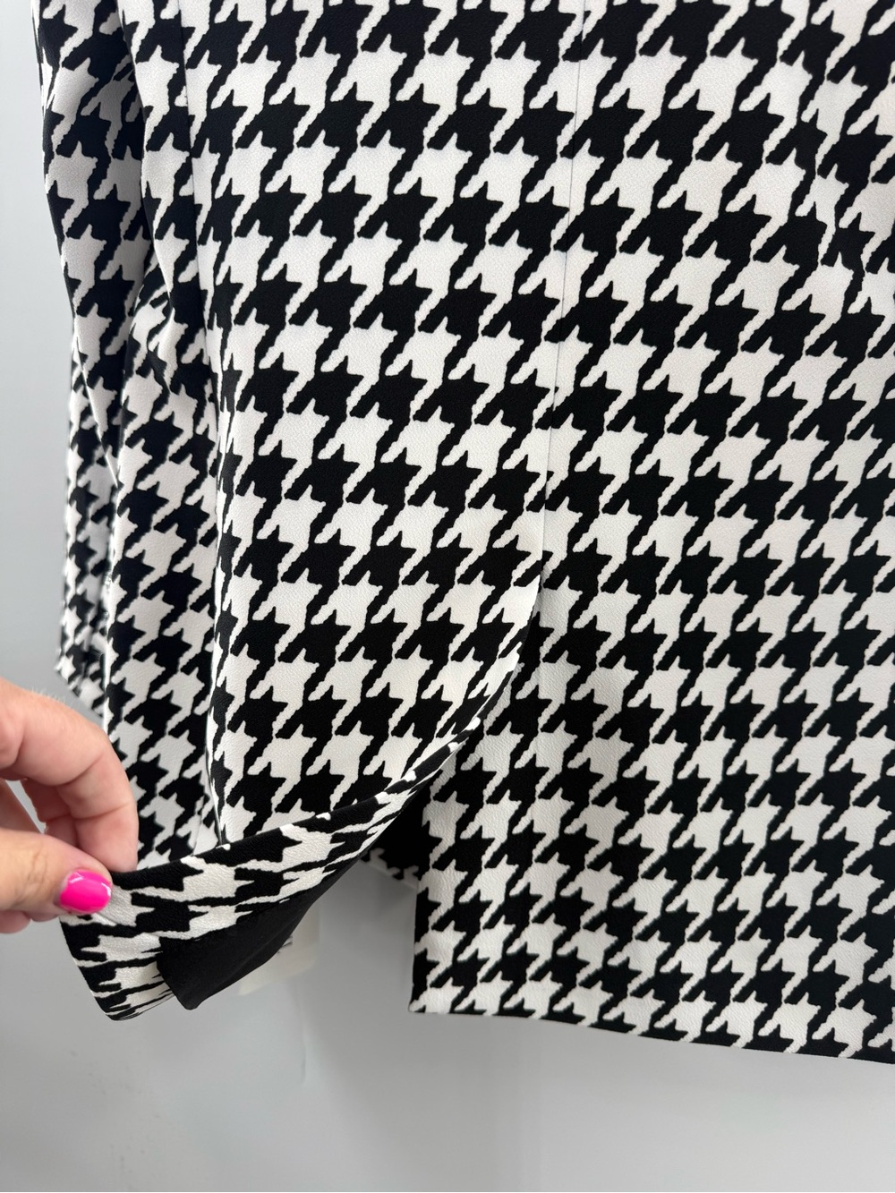 Alice + Olivia Breann Long Fitted Houndstooth Single Button Classic Blazer 10 - Picture 12 of 16